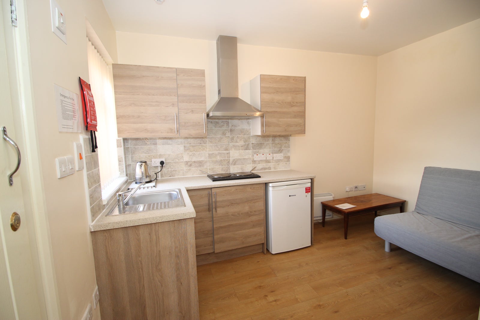 Flat Crawley Road in Luton