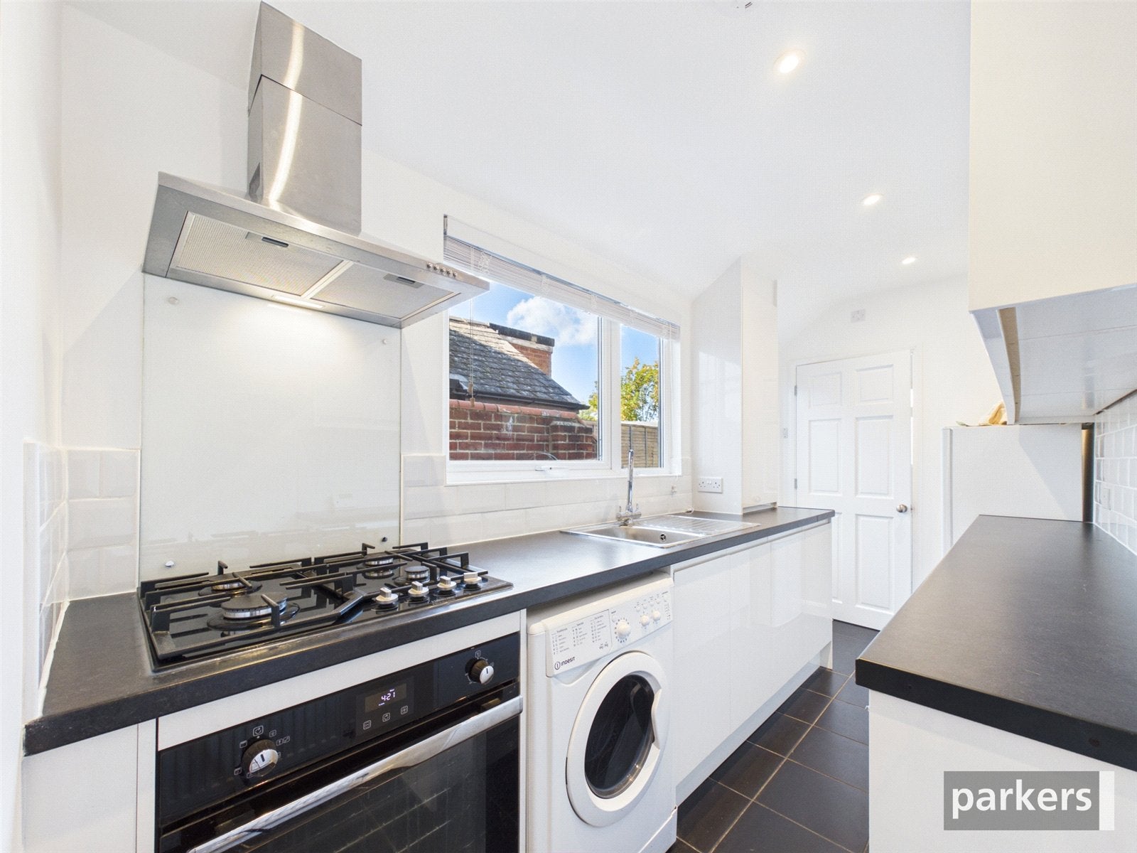 Flat Waldeck Street in Reading