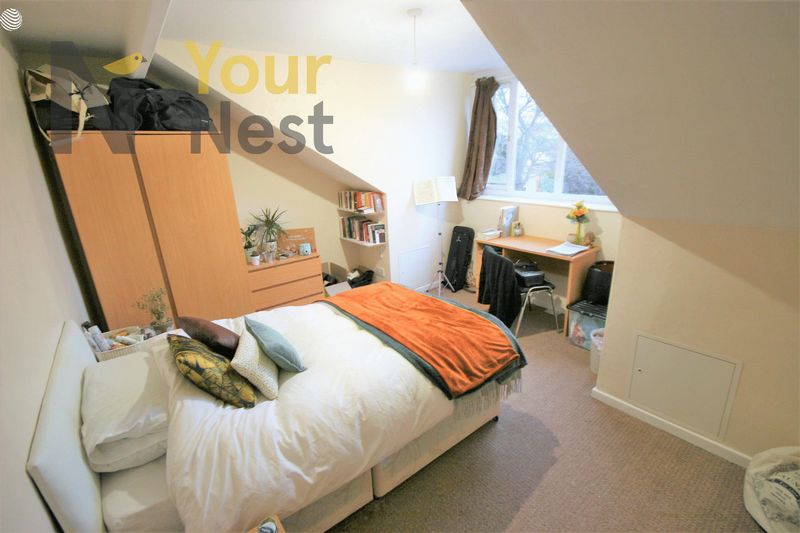 Room Newport Mount in Leeds