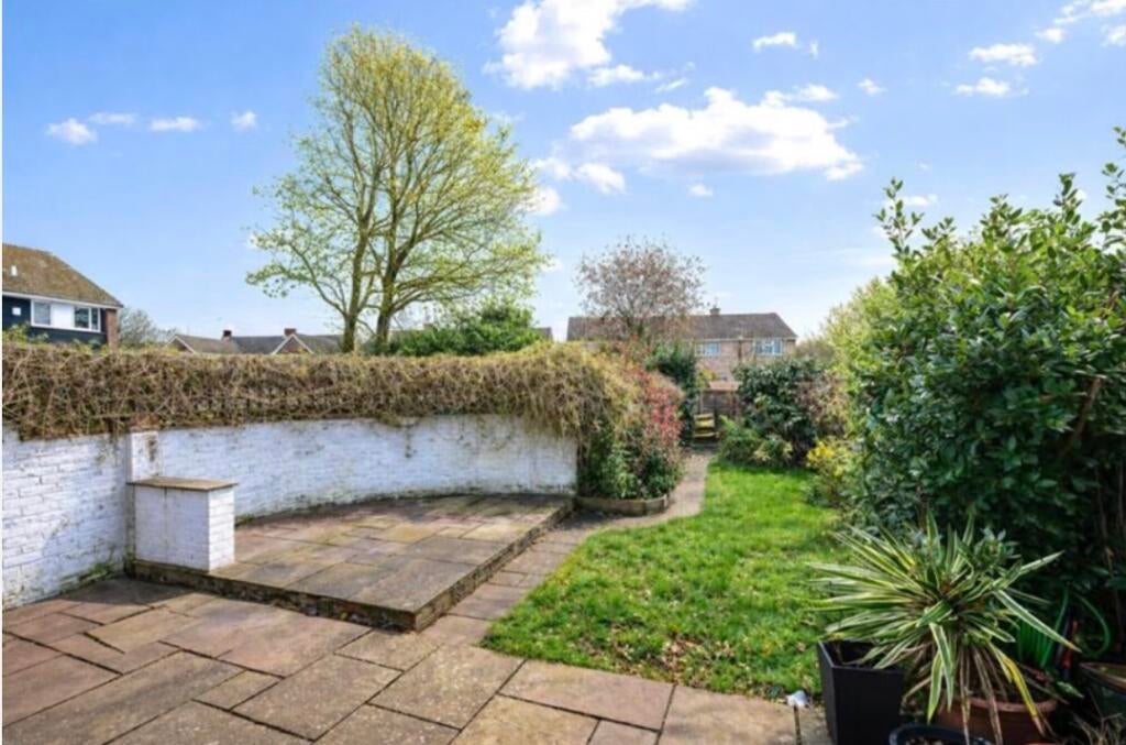 House Bailey Close in Surrey Heath
