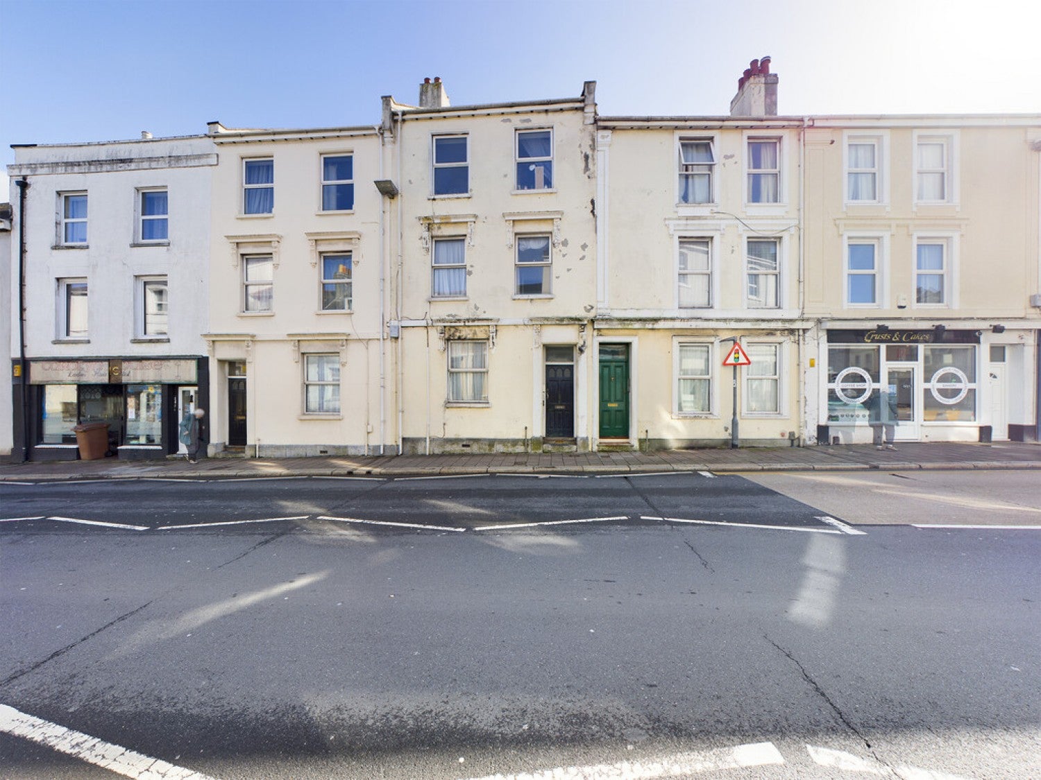 Flat Devonport Road in Plymouth