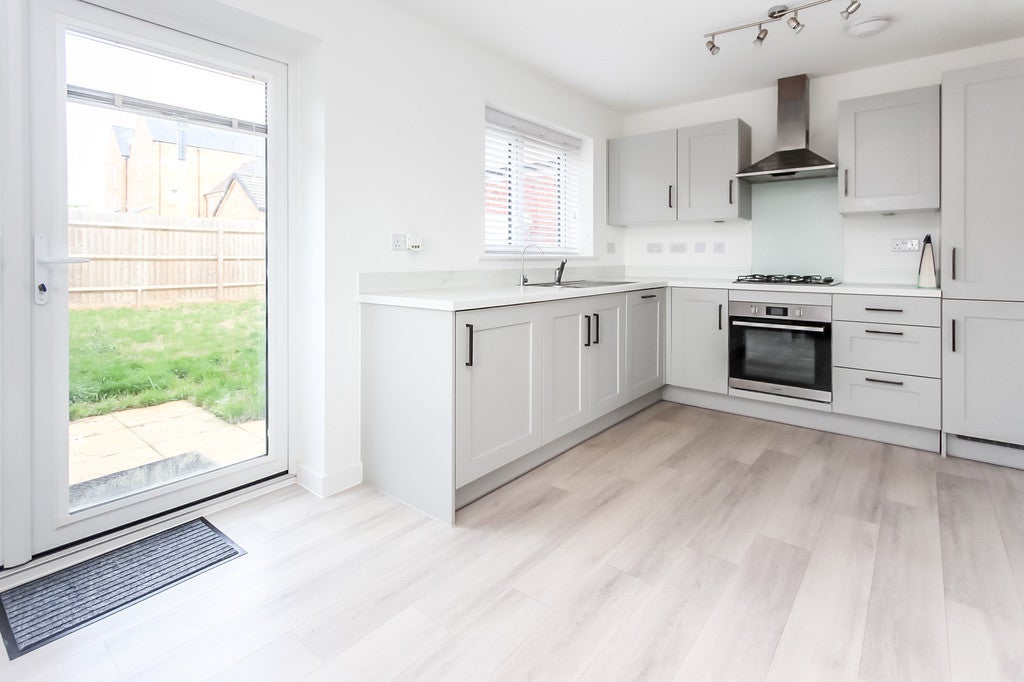 House Ise Valley Way in Wellingborough