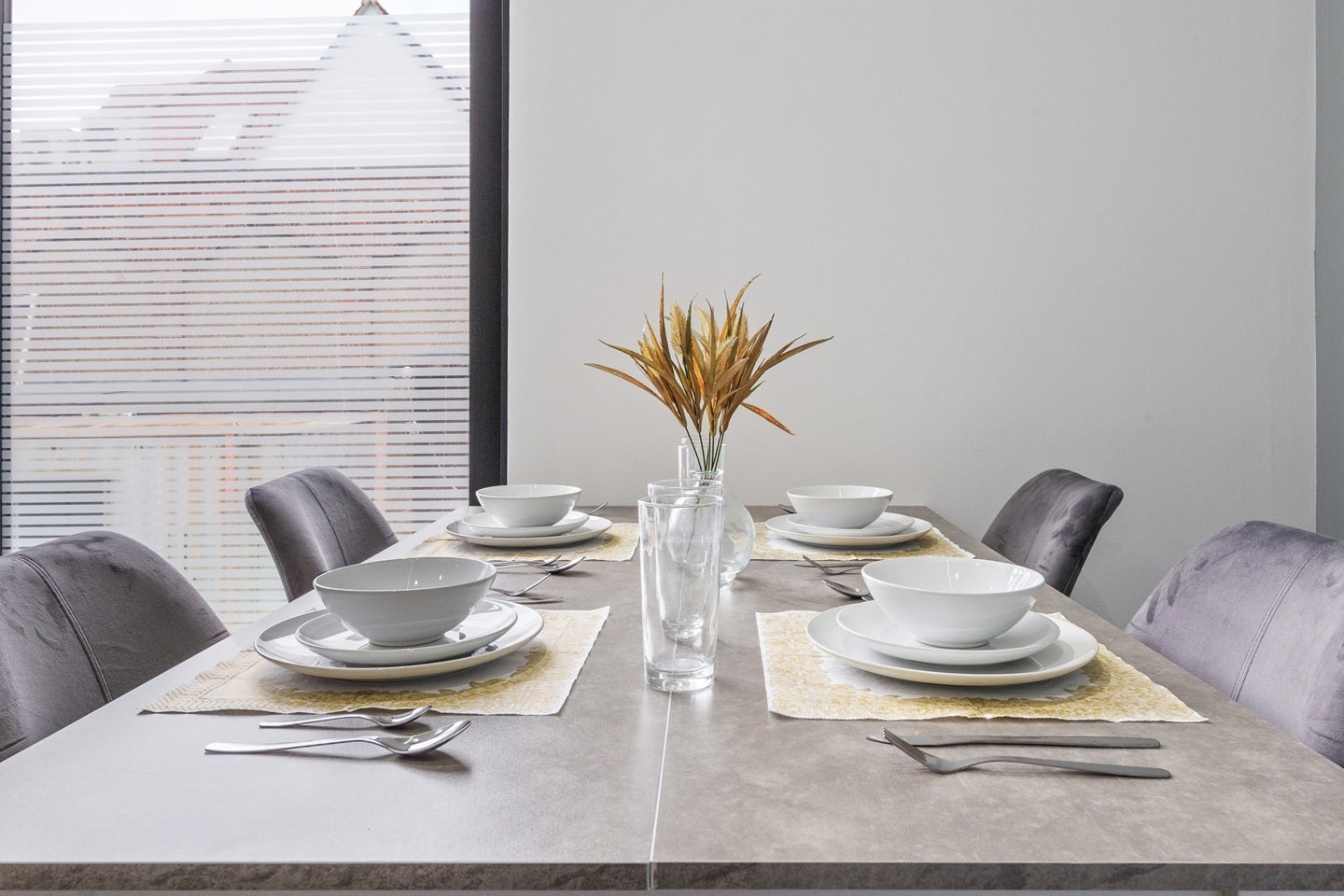 Flat Armitage Road in Greater London