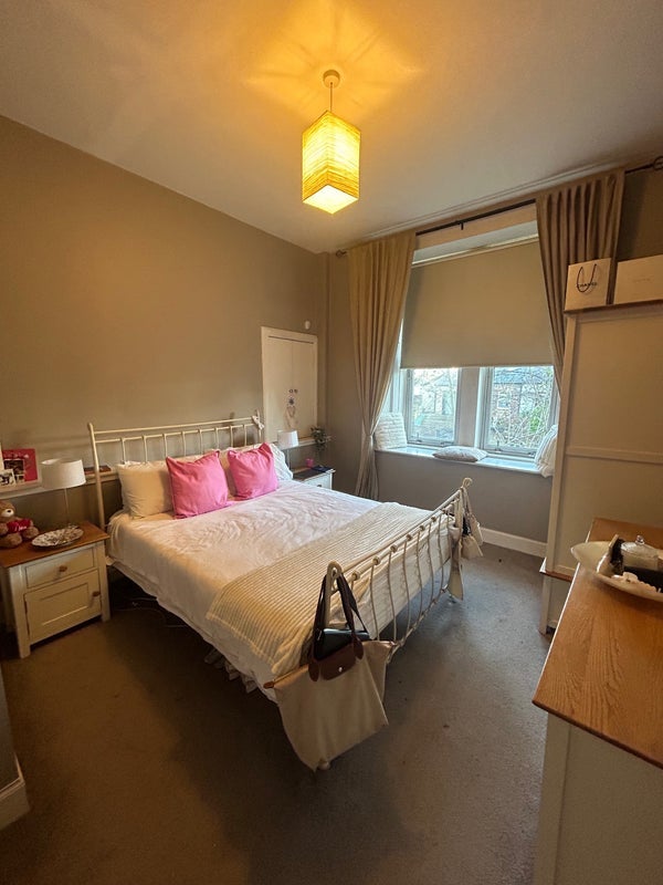 Room Randolph Lane in Glasgow