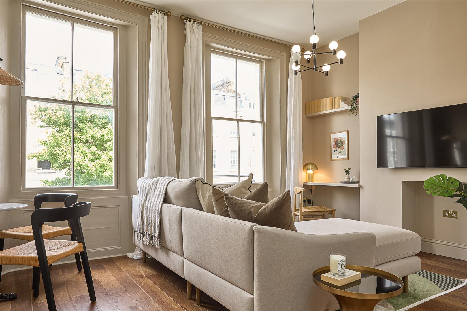 Flat Blenheim Terrace in City of Westminster