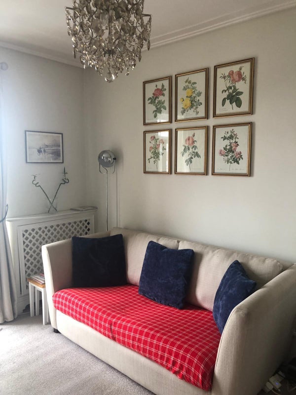 Flat Kelvedon Road in Greater London