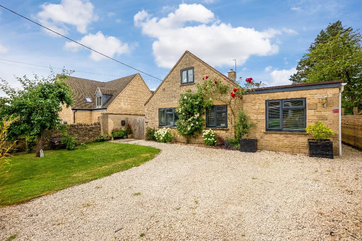 House Choice Hill Road in West Oxfordshire