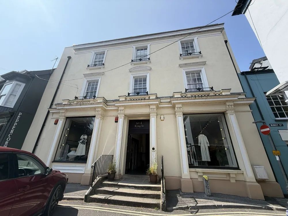 Flat King Street in Llandeilo