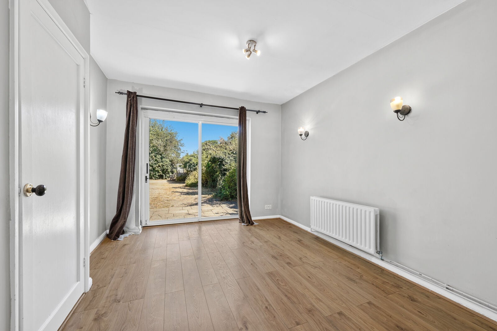 House Denleigh Gardens in Elmbridge