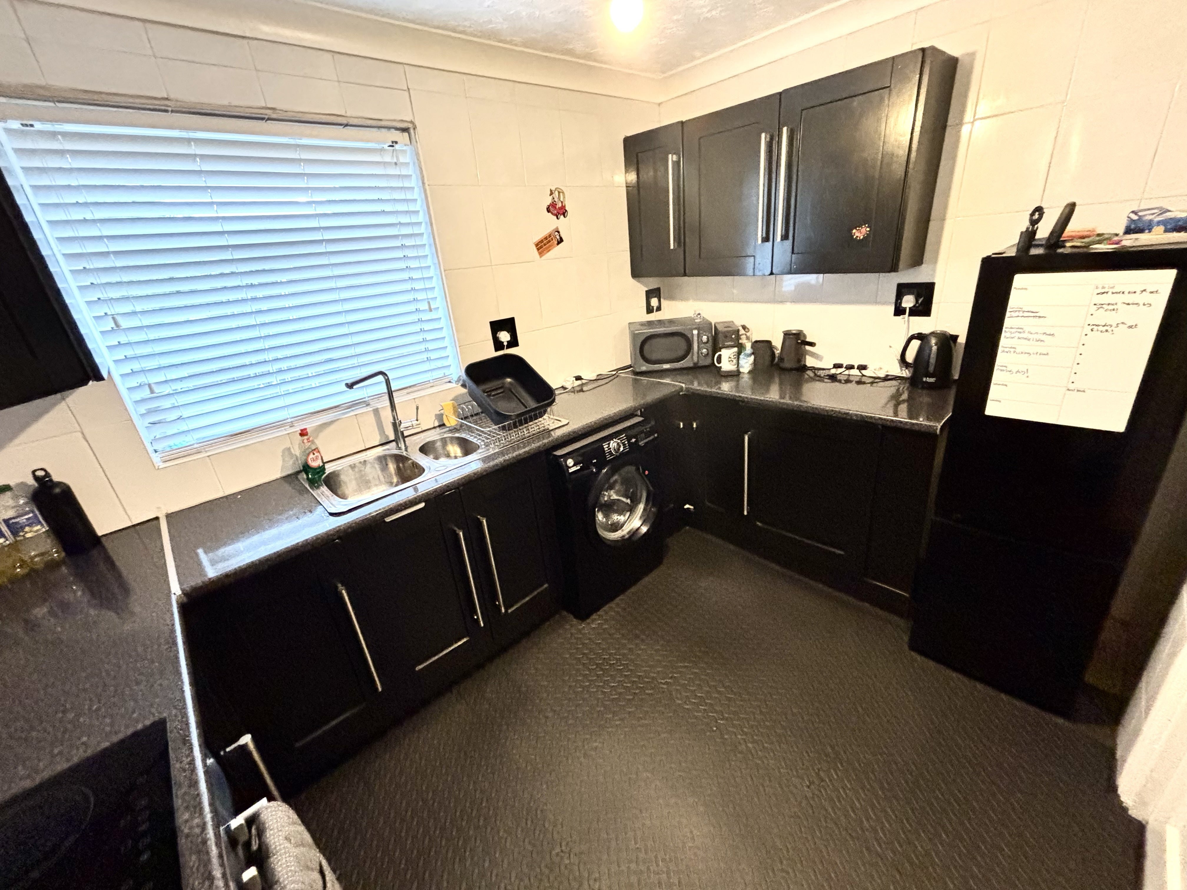 Flat Willows Close in Killingworth