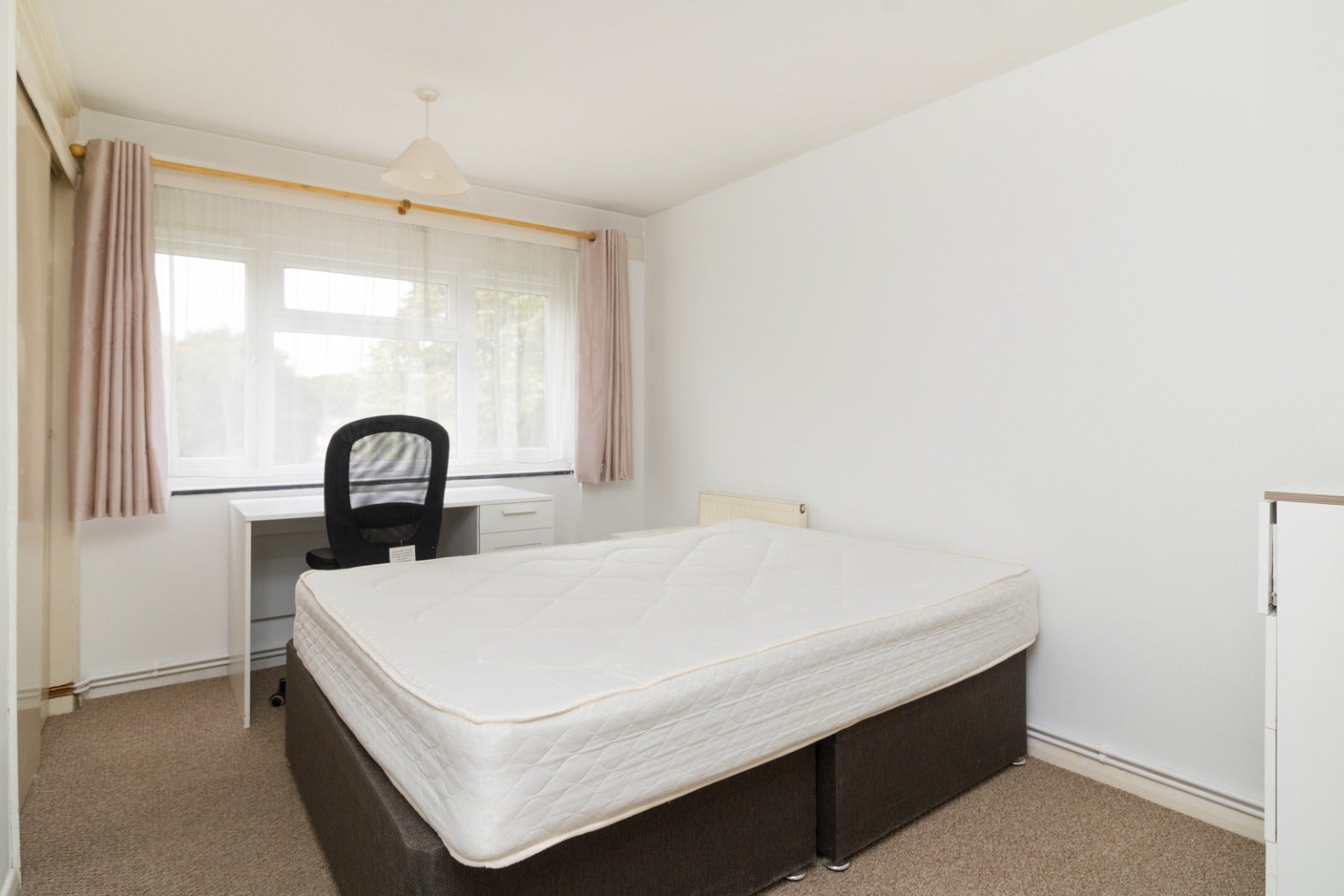 Flat Beecroft Close in Canterbury