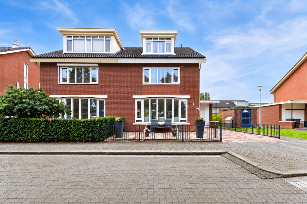 Huis Laan van Aïda 20 in Nieuw-Vennep