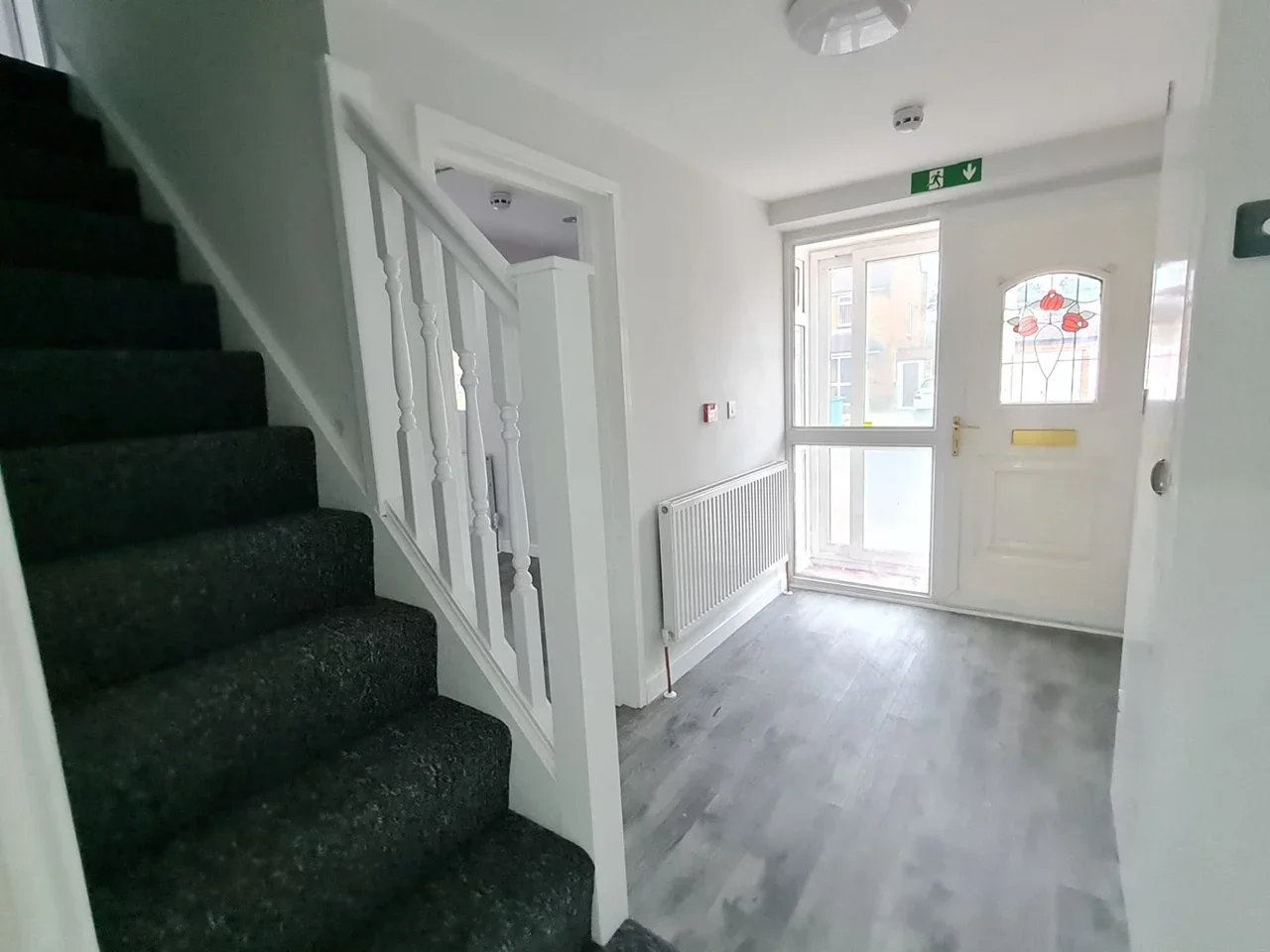 Room Mallard Way in Watford