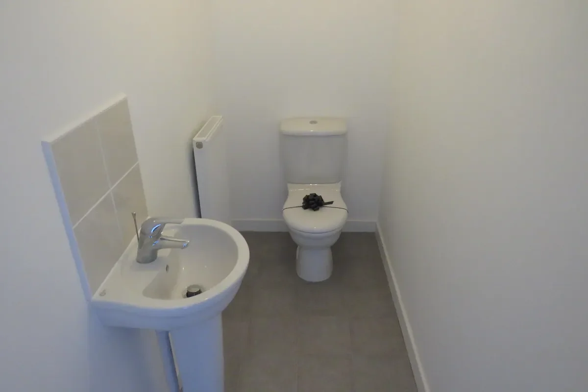 Room St Johns Close in Peterborough
