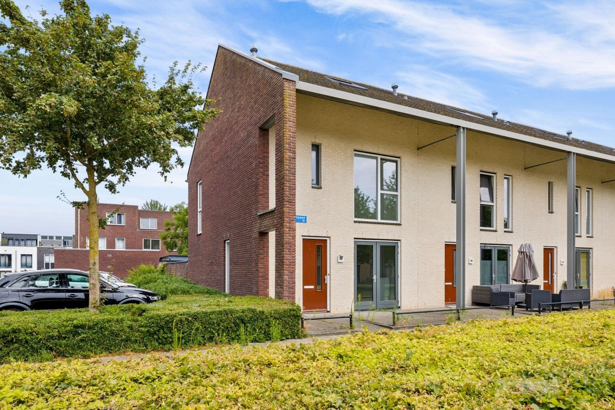 Hoekwoning te koop: Spinnakerplantsoen 88, Almere