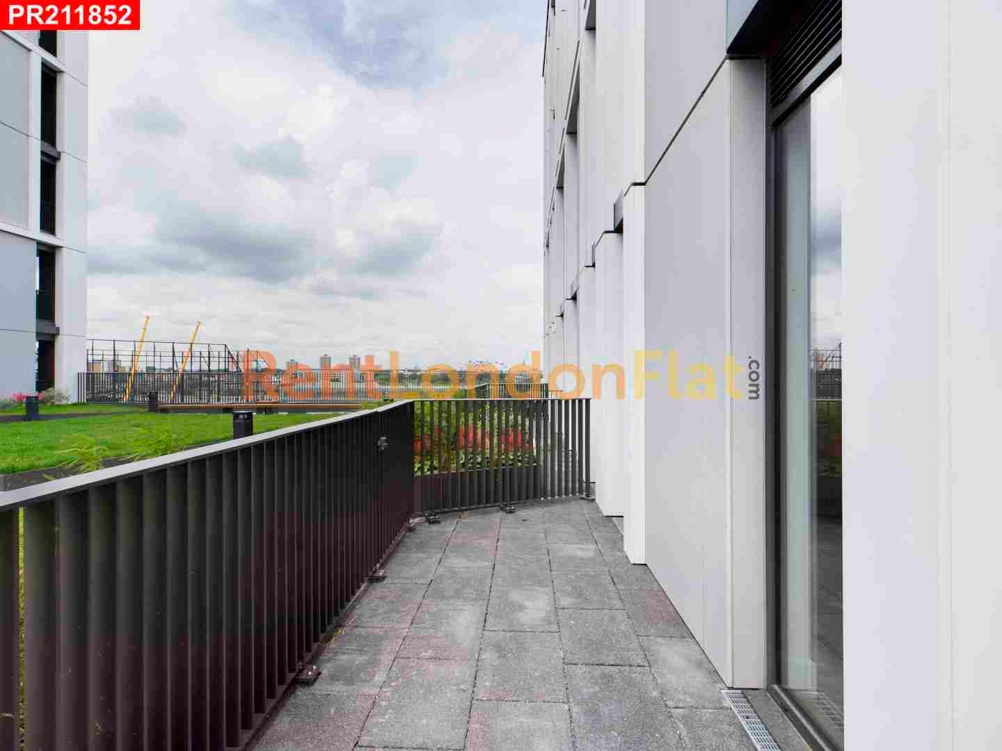 House Marshgate Lane in Greater London