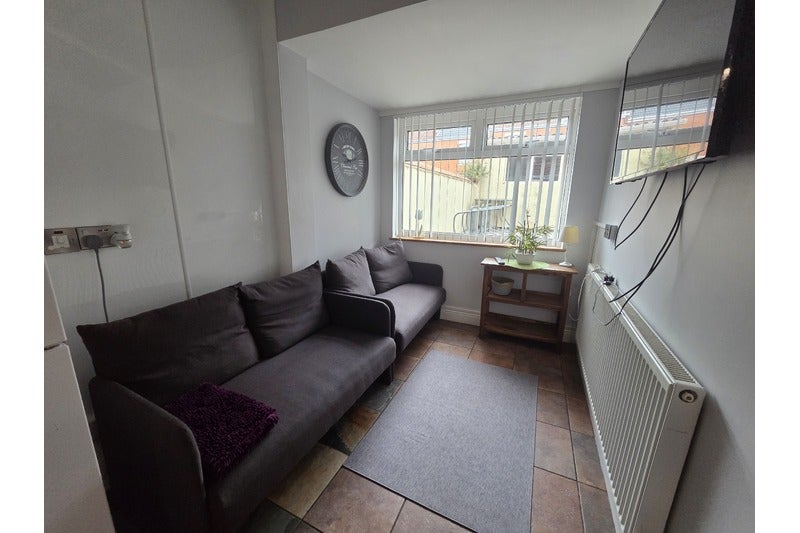 Room Ashleigh Avenue in Bridgwater