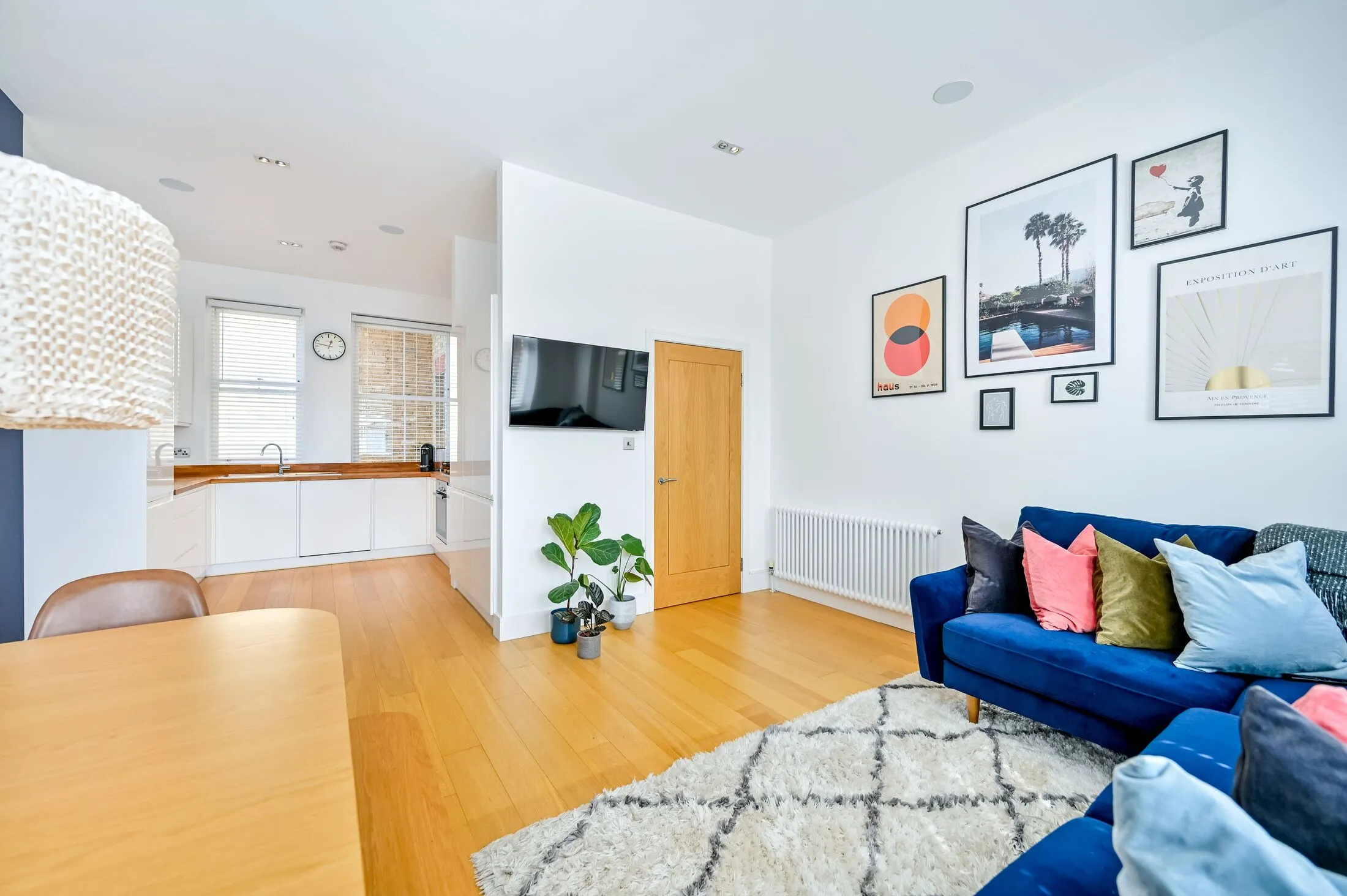 Flat Kingston Road in Greater London