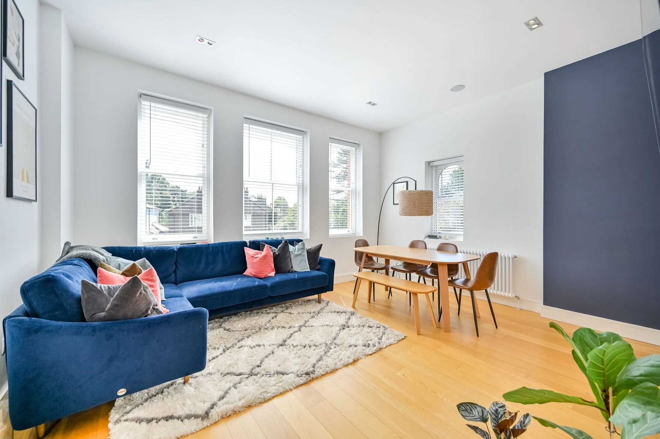 Flat Kingston Road in Greater London