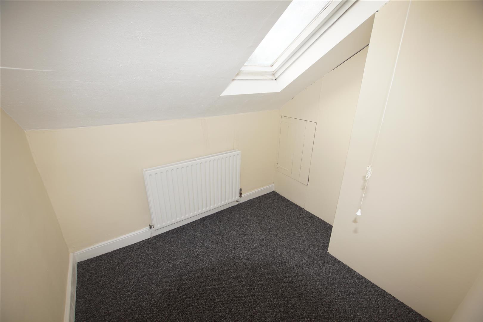 Flat Tiverton Road in Birmingham