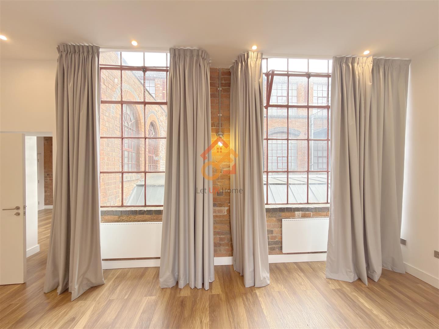 Flat Vittoria Street in Birmingham
