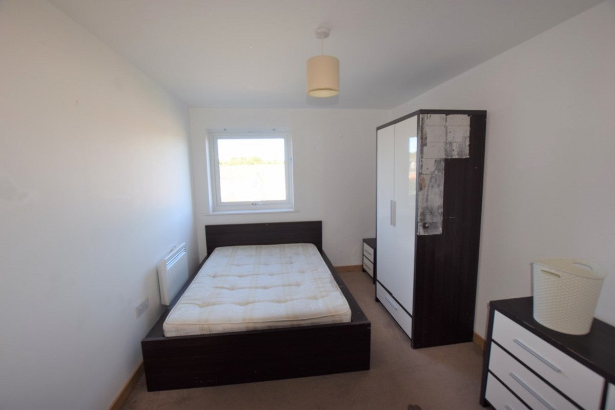 Flat Heia Wharf in Colchester