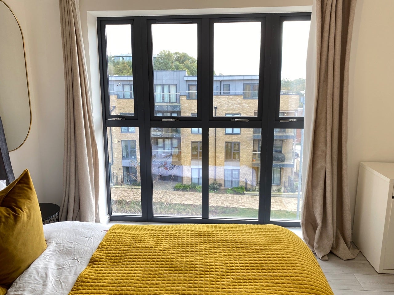 Room Norman Lane in Ebbsfleet Garden City