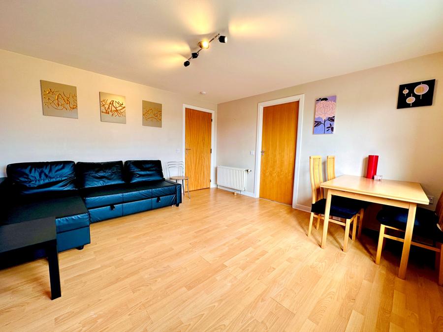 Flat Regent Walk in Aberdeen City