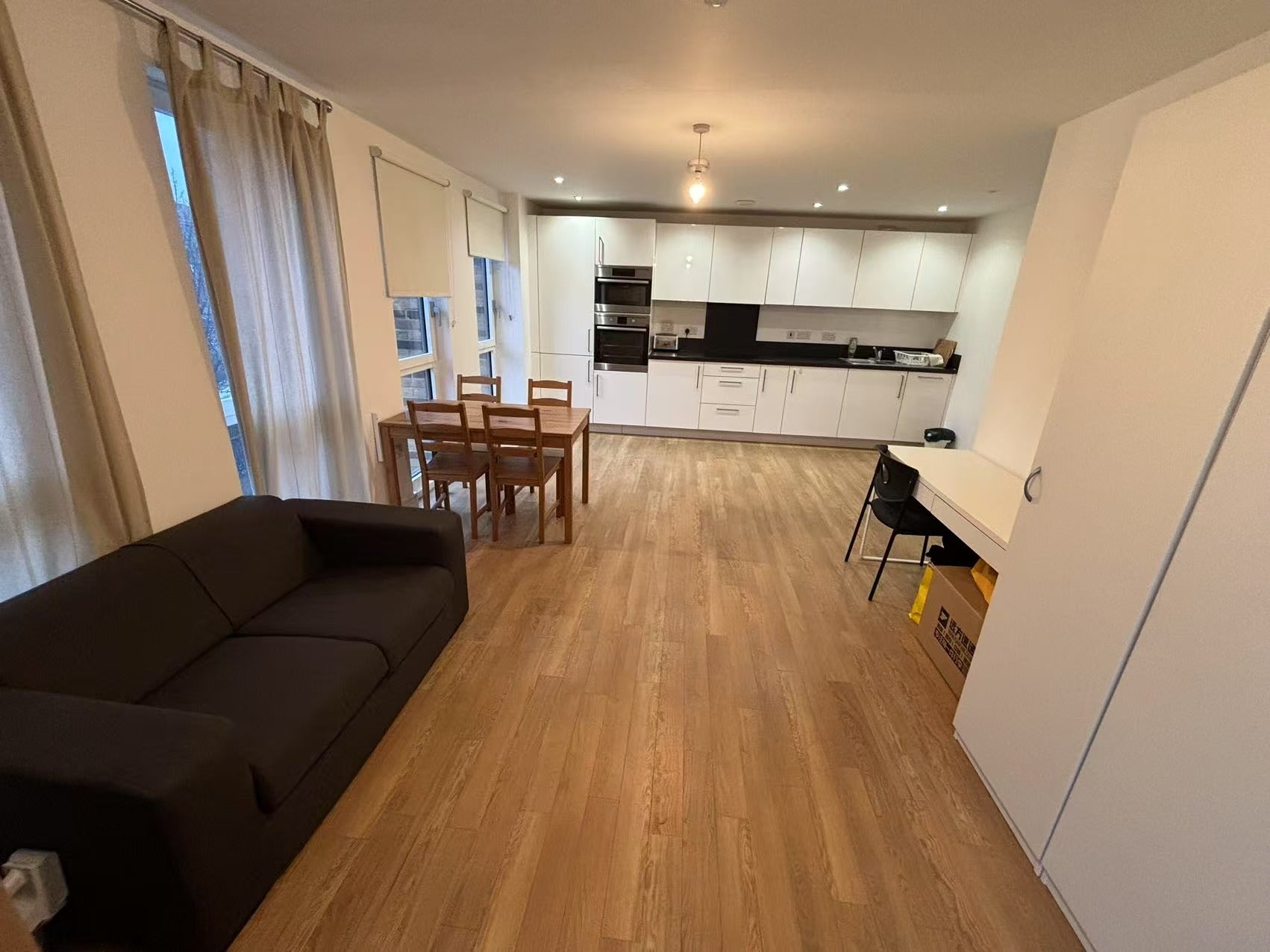 Flat Hannaford Walk in Greater London