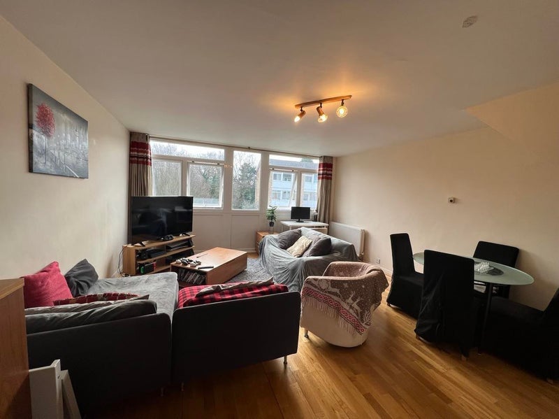Room Tarnwood Park in Greater London