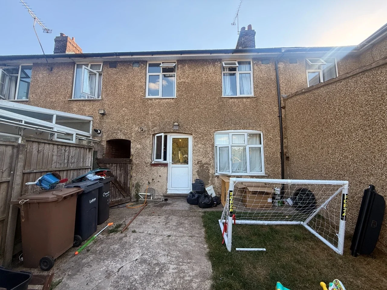 House Poynters Road in Dunstable