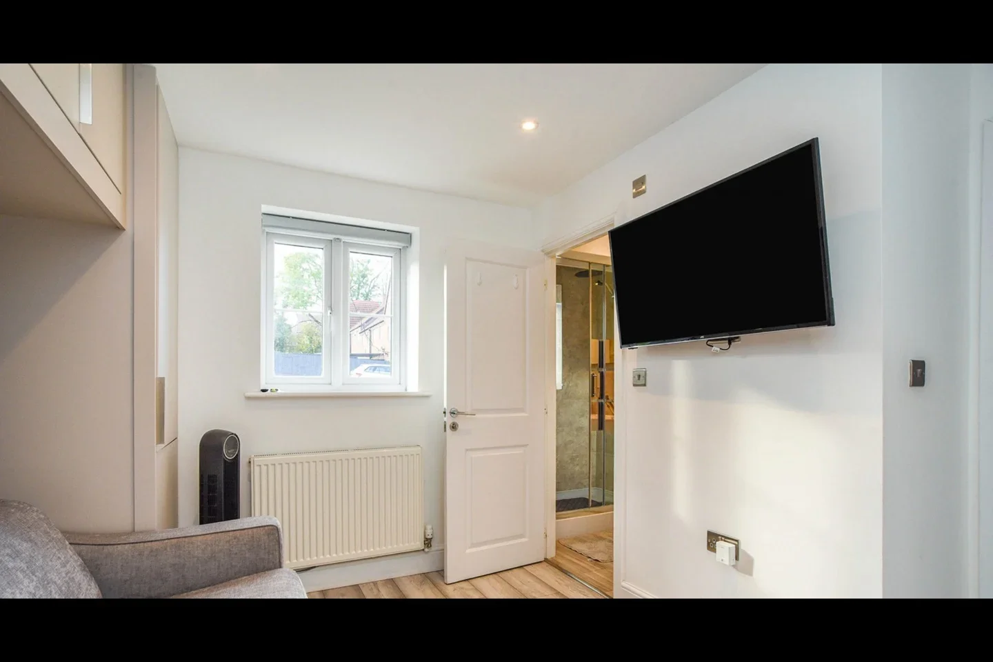 House Siskin Drive in Dacorum