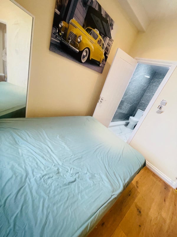 Room Narborough Road in Leicester