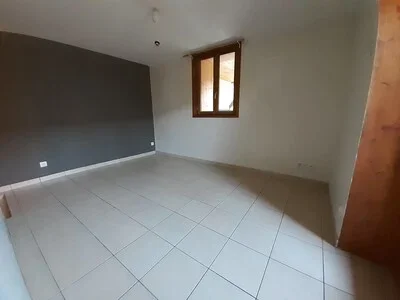 Appartement Rue Zidaveau à Saint-Martin-de-Belleville