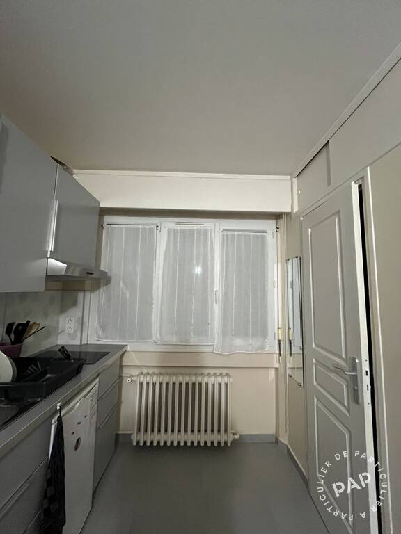 Flat D 985 in Ville-d'Avray