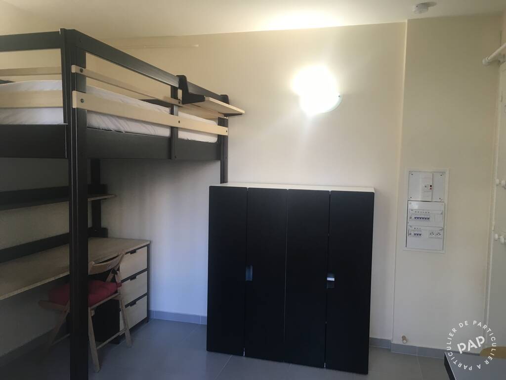 Flat D 985 in Ville-d'Avray
