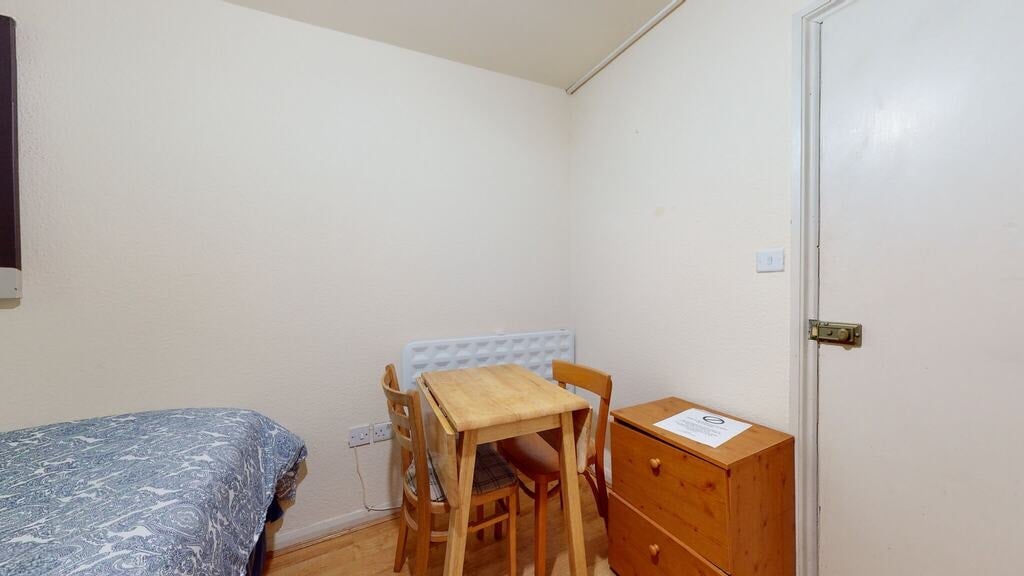 Room Anson Road in Greater London