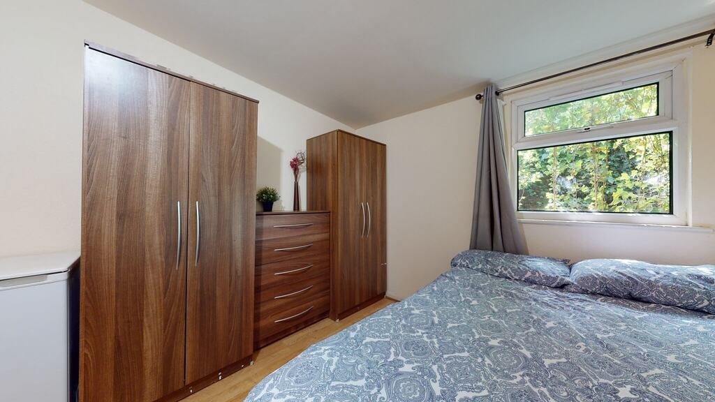 Room Anson Road in Greater London