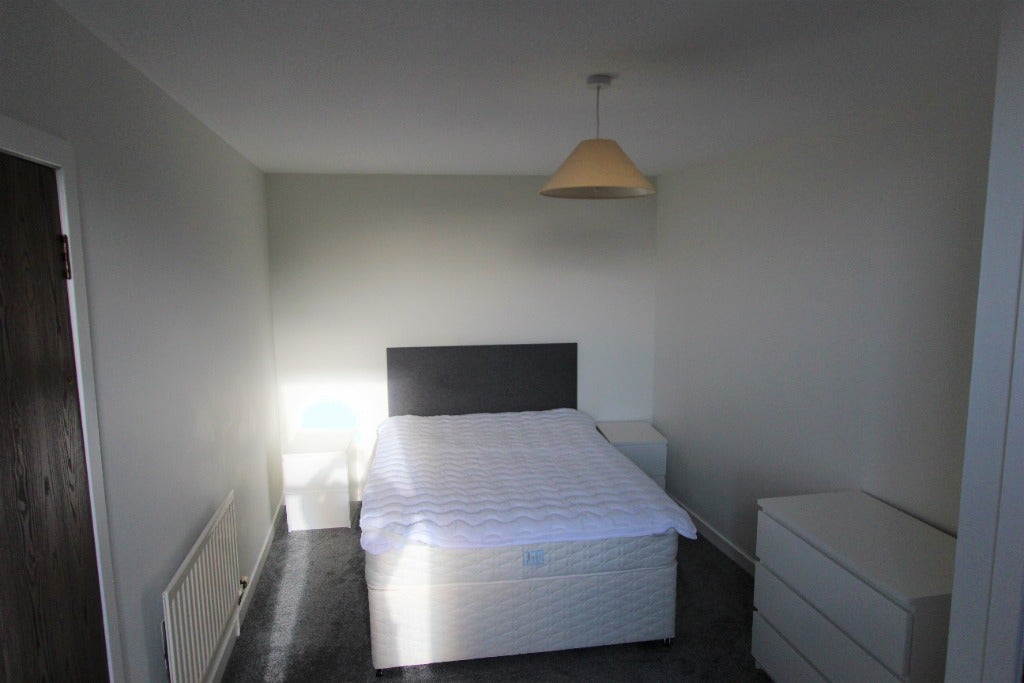 Flat Murieston Road in City of Edinburgh