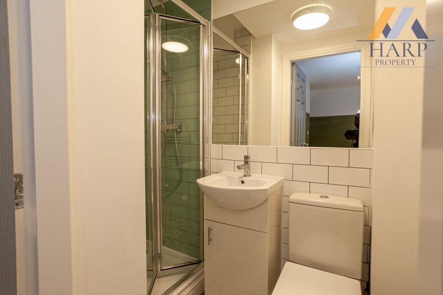 Room Cornall Street in Bury