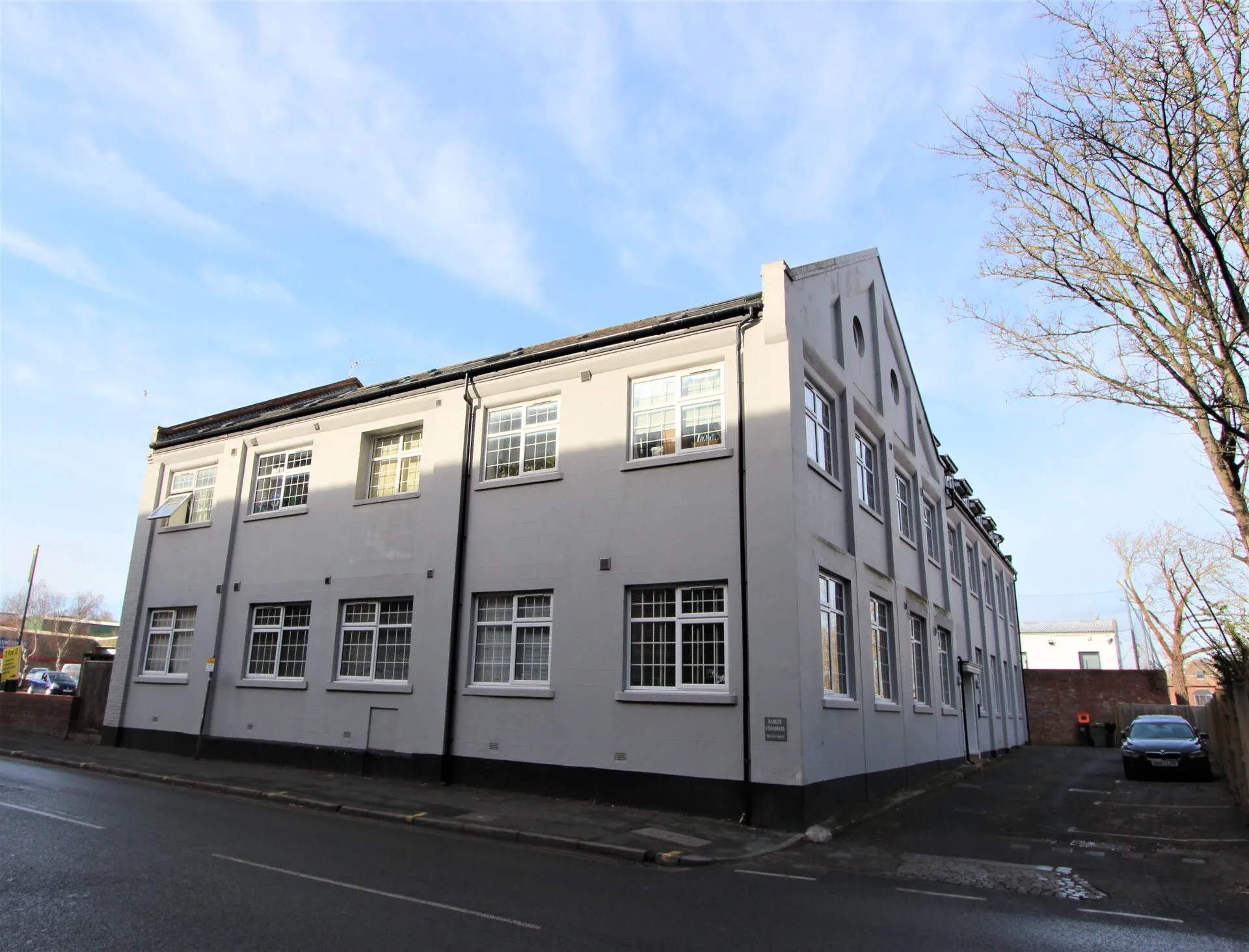 Flat Barker Road in Maidstone