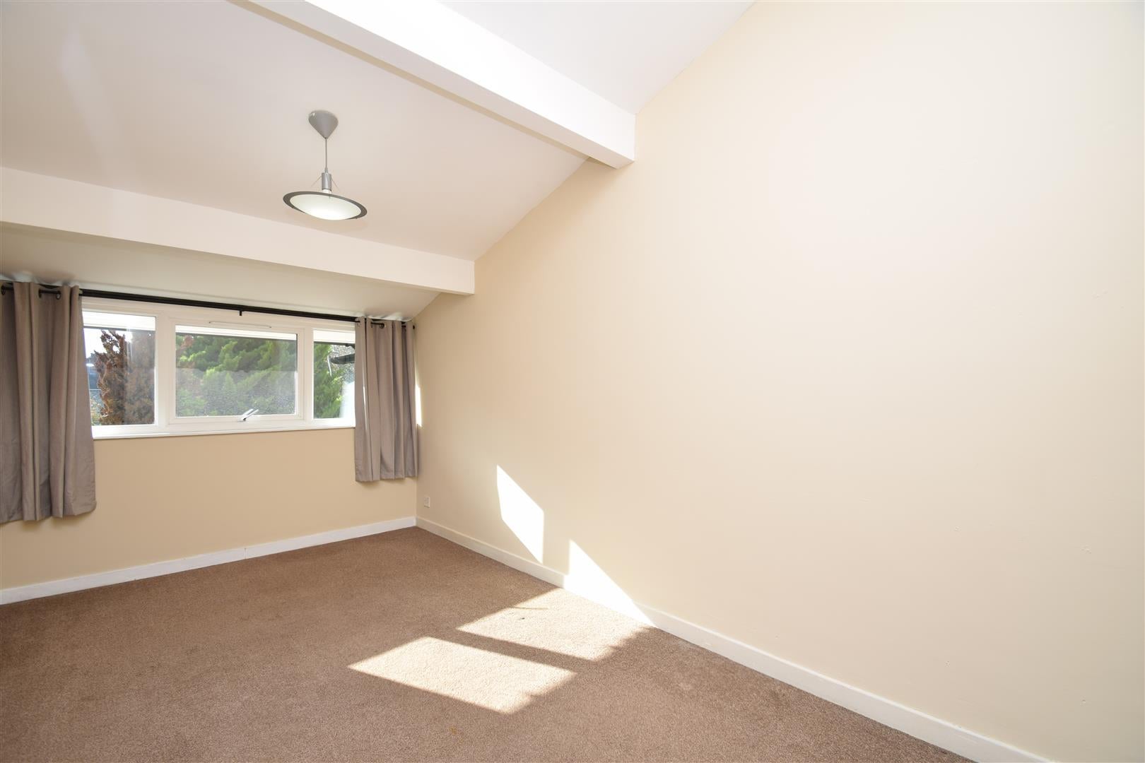 House Hawes Close in Greater London