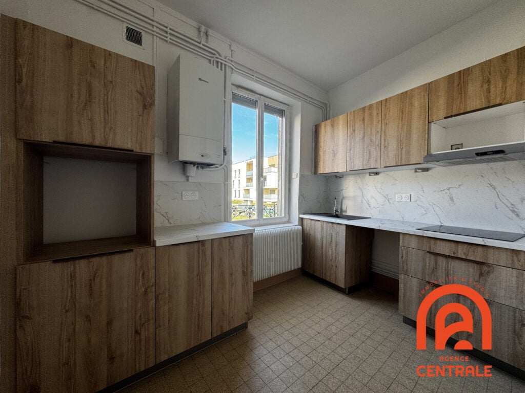 Appartement Rue de la République à Meyzieu