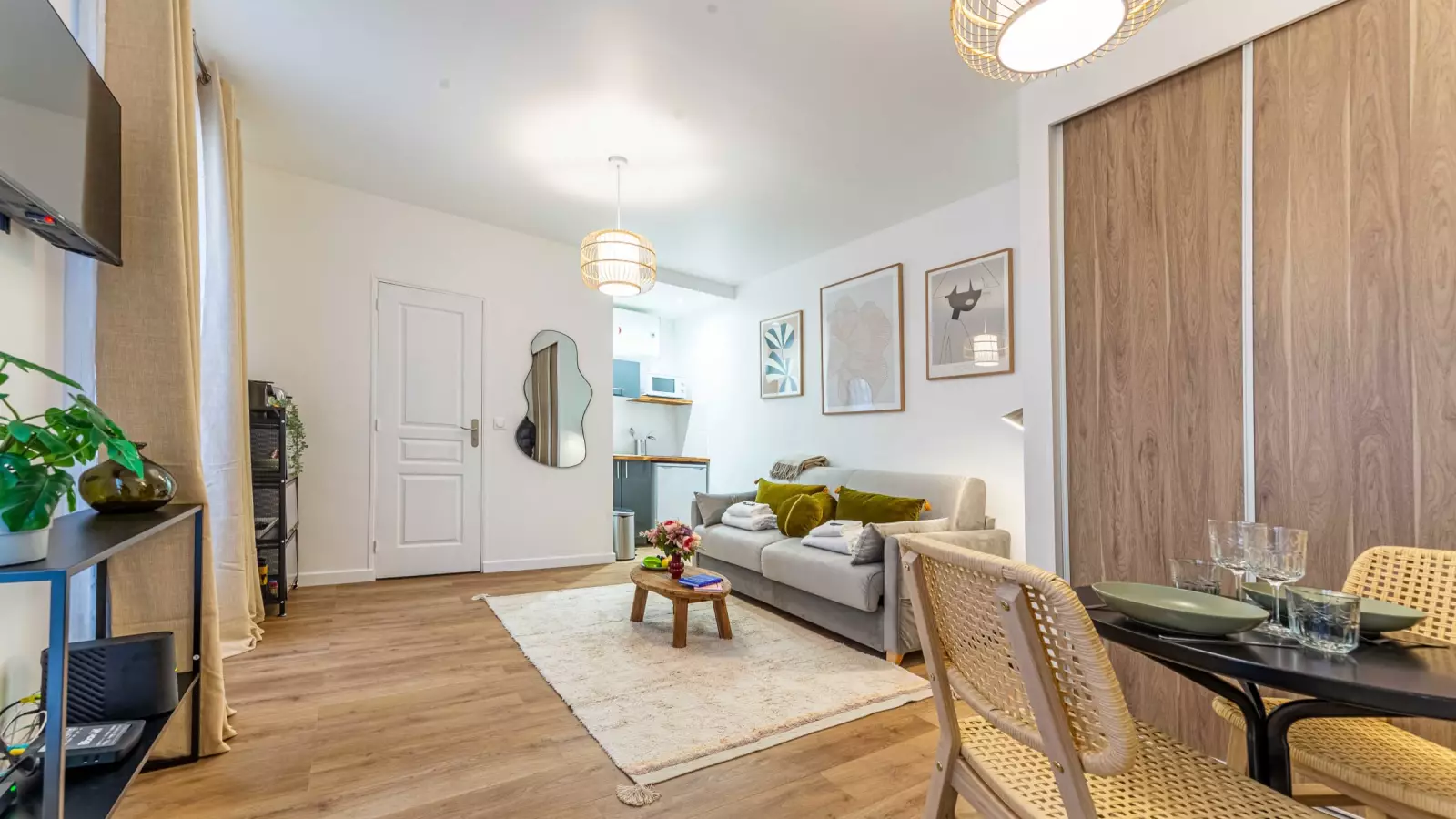 Appartement Rue du Faubourg Saint-Martin à Paris