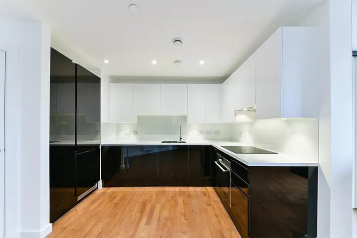 Flat Town Place in Greater London