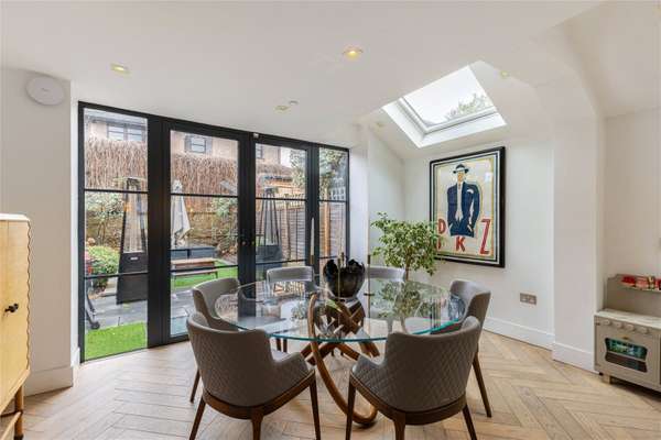 House Tasso Road in Greater London