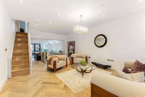 House Tasso Road in Greater London