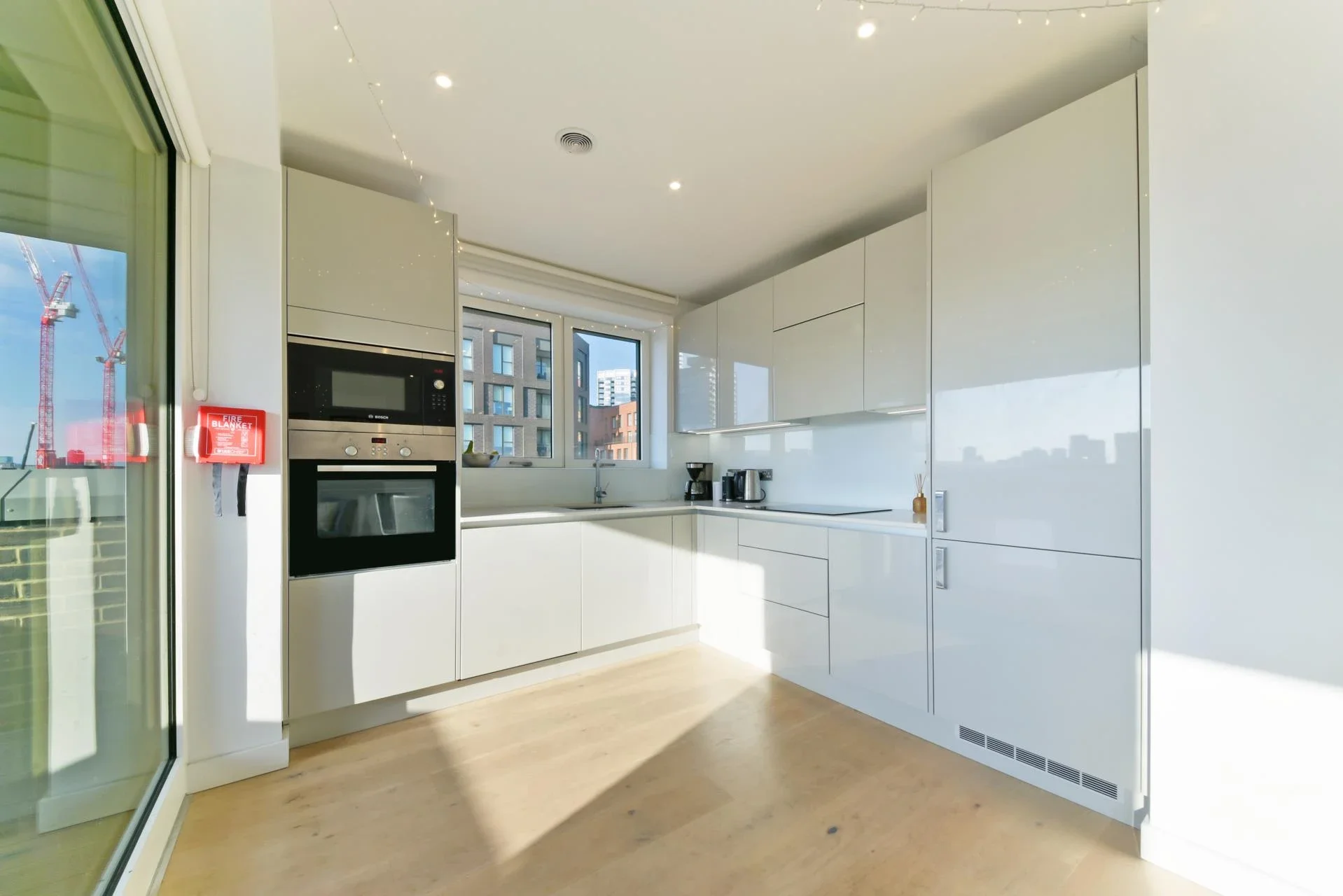Flat Steedman Street in Greater London