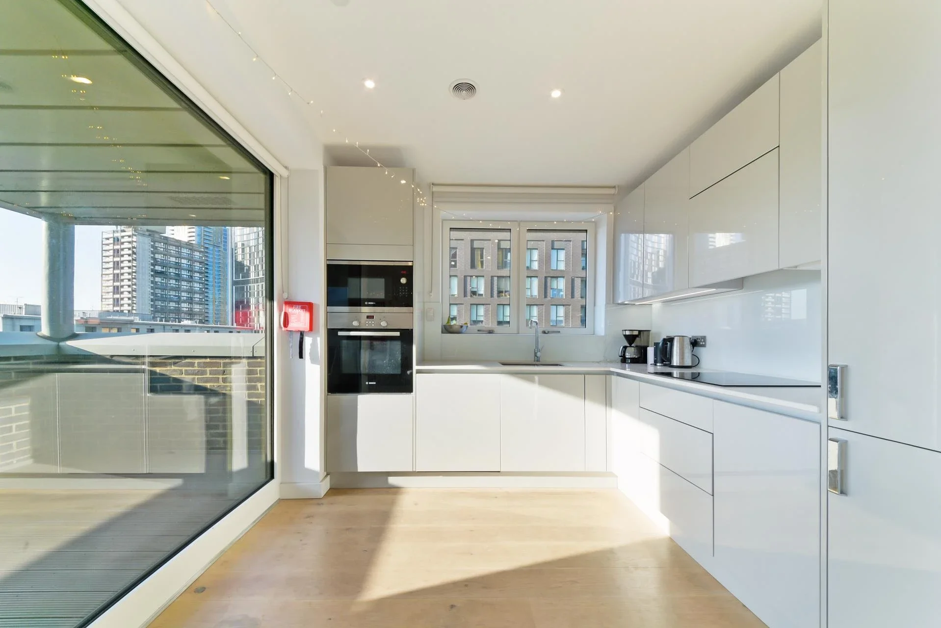 Flat Steedman Street in Greater London
