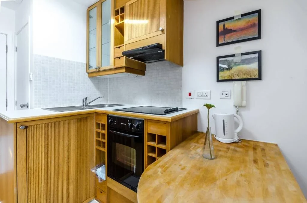 Flat Gloucester Street in City of Westminster